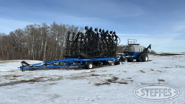 2011 New Holland P2070