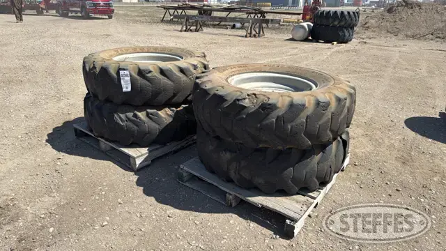 (4) Bridgestone Super Ground Grip 13.00-24 tires