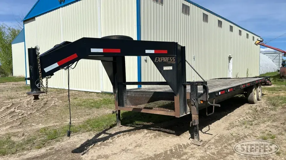2013 Rainbow Express GN Flatbed Trailer