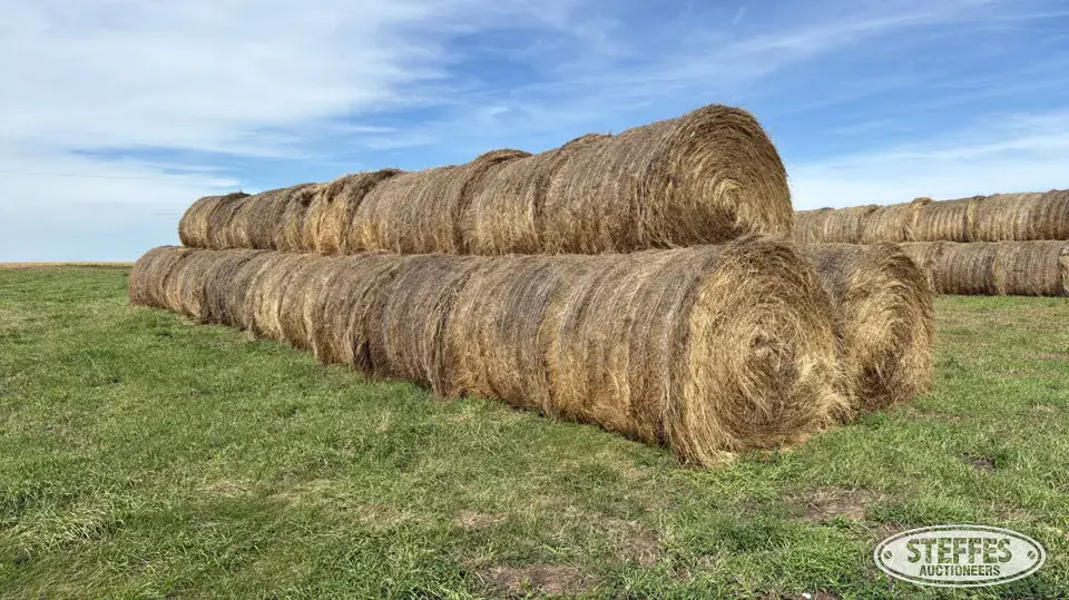 (34) 5x6 round bales Forage
