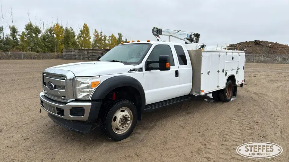 2013 Ford F-550 XLT Super Duty Service Utility Truck