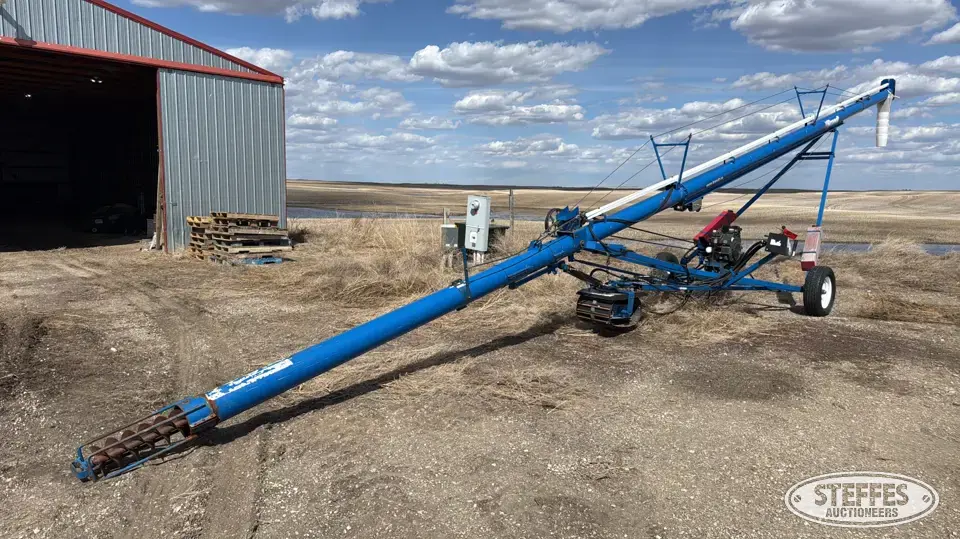 Brandt 850 Straight Auger