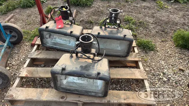 (3) Shop lights