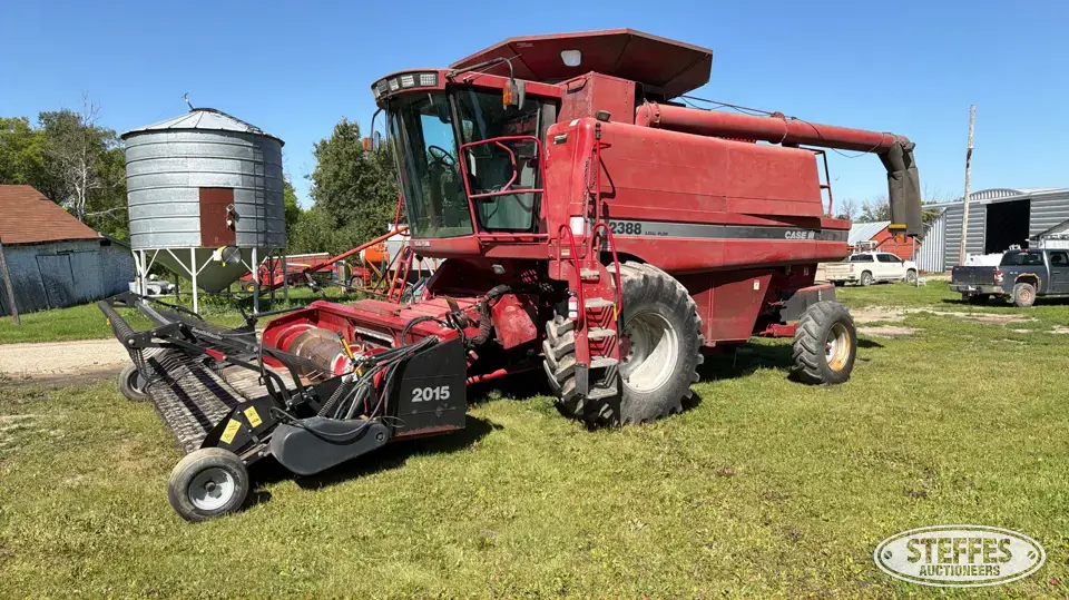 2003 Case IH 2388 Combine