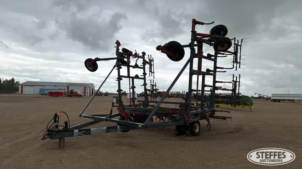 Flexi-Coil field cultivator