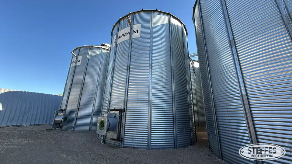 Darmani grain bin