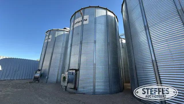 Darmani grain bin