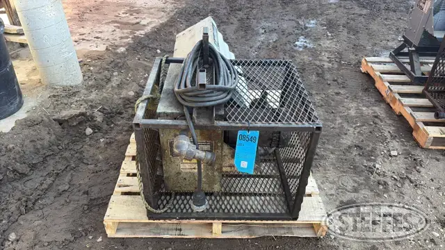 (2) Ruffneck fan-cooled heat-exchanger units