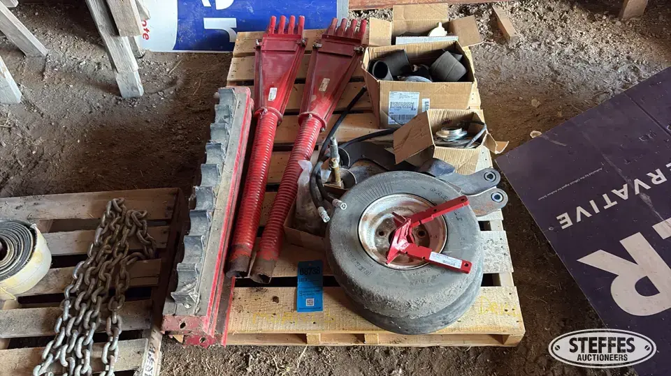 Morris Contour parts Ag Equipment Part