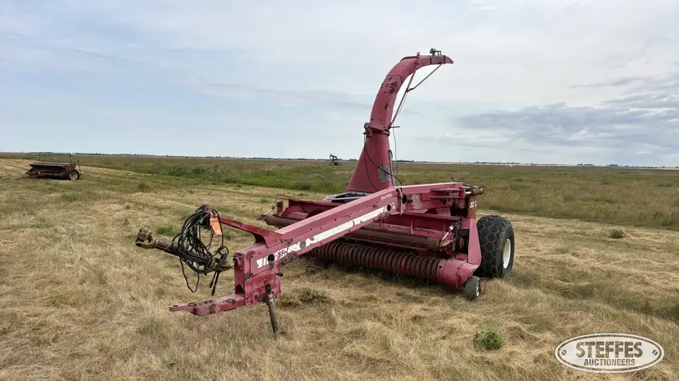 JF FCT 1350 Pull-Type Harvester