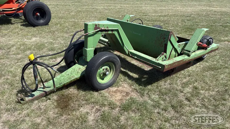 Crown 250 Pull Scraper