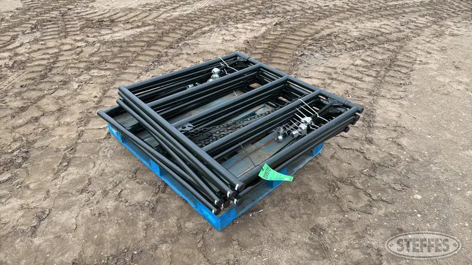 (6) BYT Ranch gates Livestock Handling