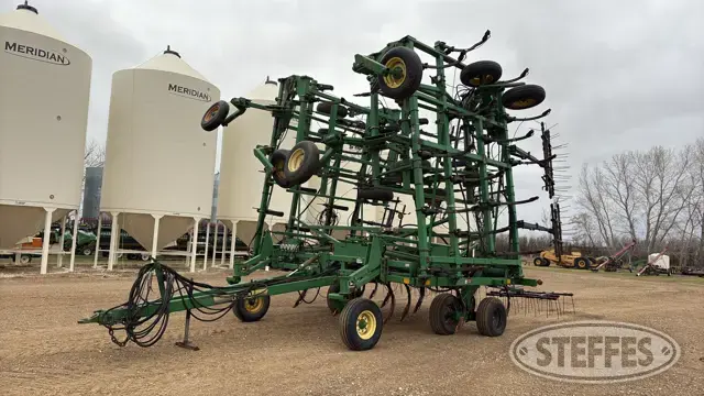 1997 John Deere 1810