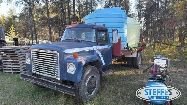 International Loadstar 1700