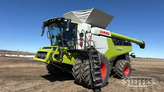 2023 Claas Lexion 8700