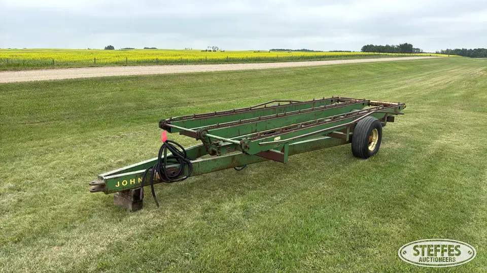 John Deere 200 Bale Handling