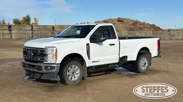 2023 Ford F-350 XLT