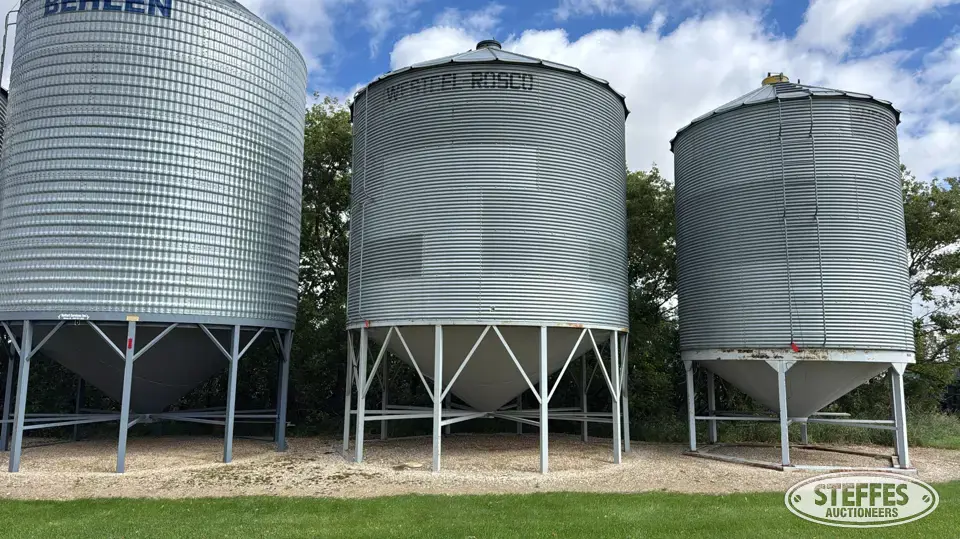Westeel-Rosco hopper bin