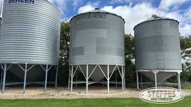 Westeel-Rosco hopper bin