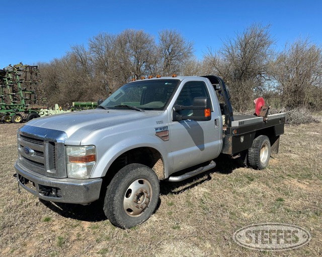 Hildebrand Brothers Farm Equipment Auction