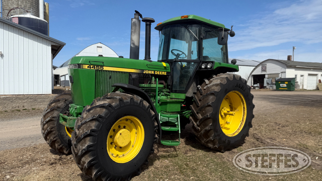 Lindahl Farm Equipment Retirement Auction