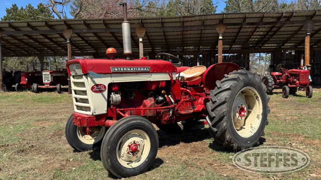 Tom & Gail Barthel International Antique Tractor Auction