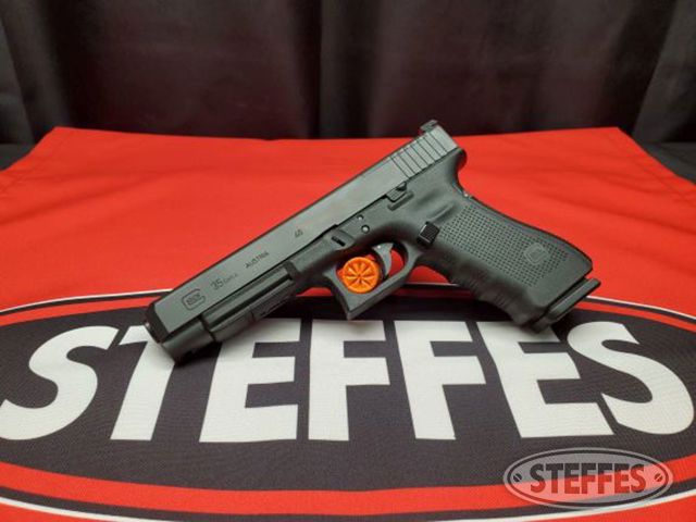 Adam Breakell Estate Sportsmans Auction