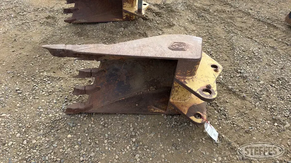 Hensley loader backhoe frost bucket Loader Backhoe Attachment