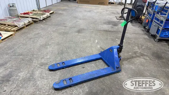 Pallet jack