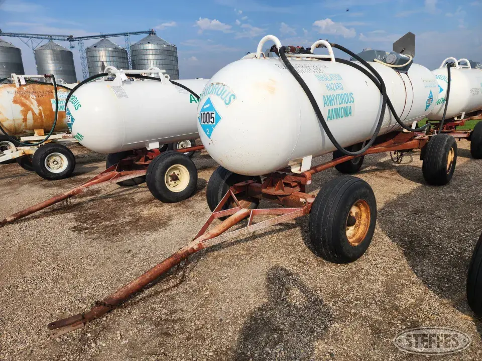 1,000 gal. NH3 tank NH3 Trailers-Tank