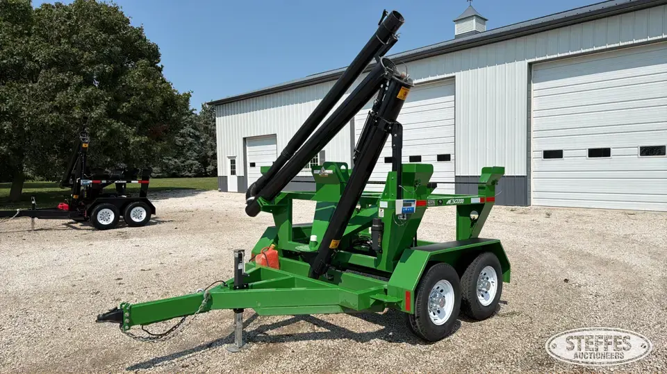 Hitch Doc HSC2200 Box Seed Tender Trailer