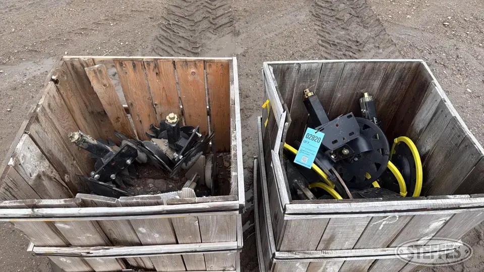 (12) Dawn row cleaners Ag Equipment Part