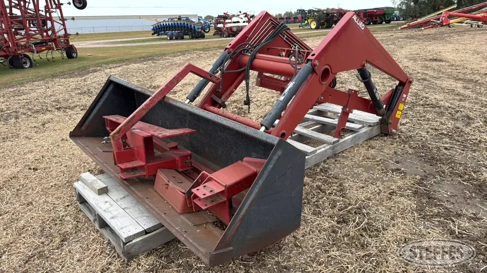 1996 Allied 795 Tractor Loaders and Attachment