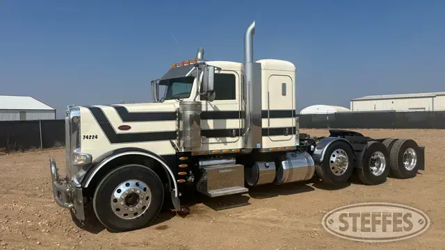 2019 Peterbilt 389