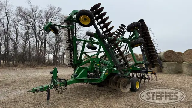 2016 John Deere 2623