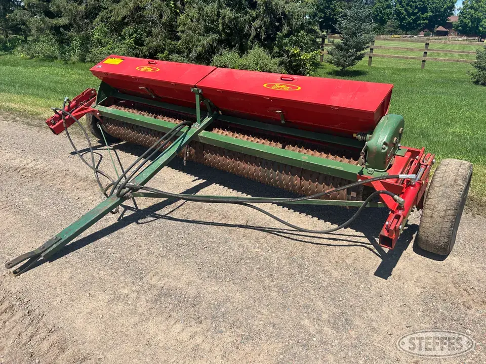Brillion SST-1201 Air Drills and Air Seeder