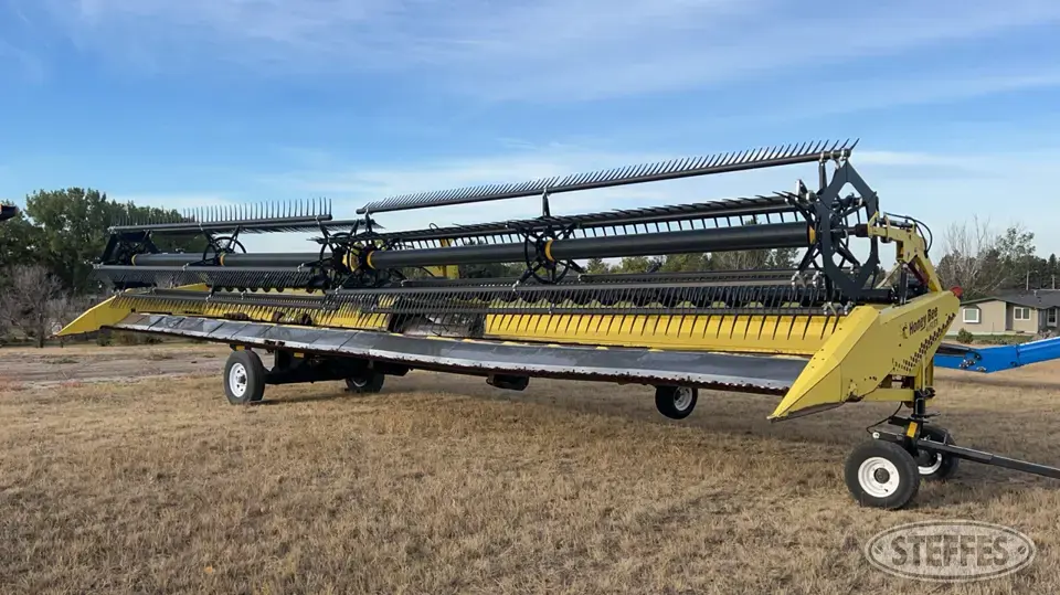 2016 Honey Bee AF240 Draper Head