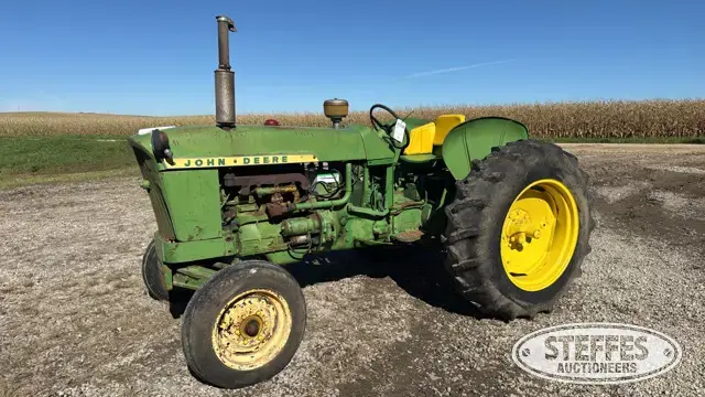 John Deere 1010