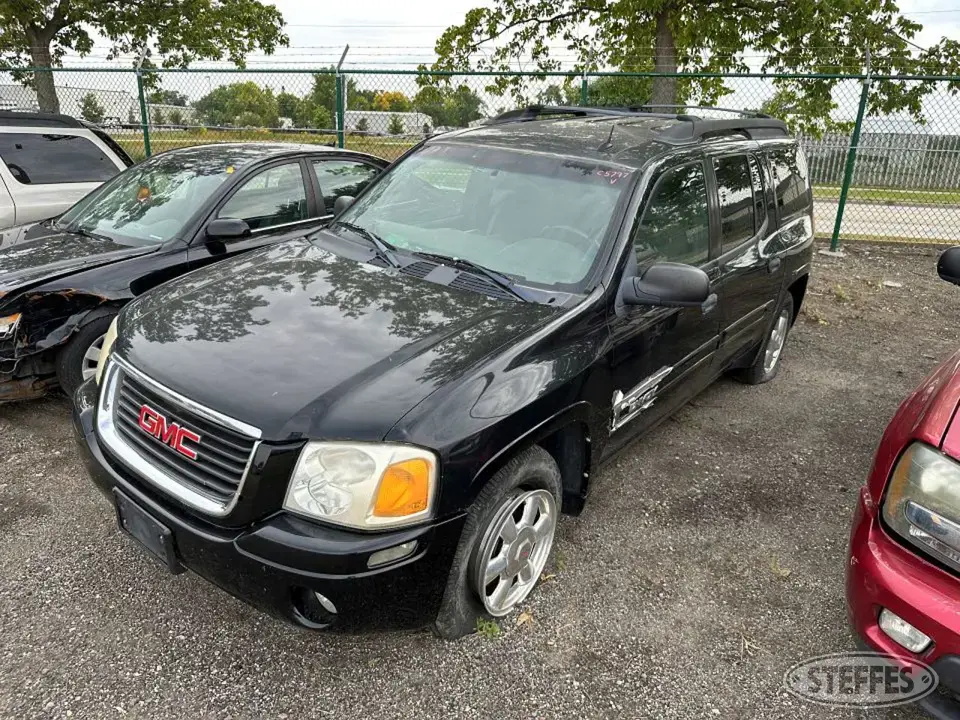 2004 GMC Envoy XL SLE SUV