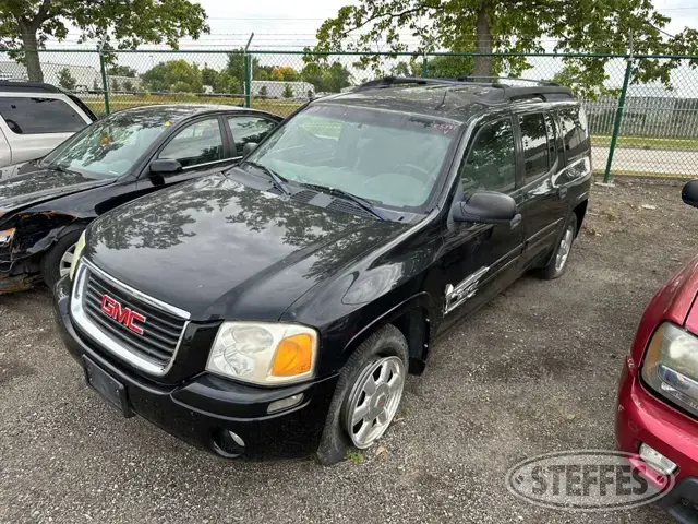 2004 GMC Envoy XL SLE