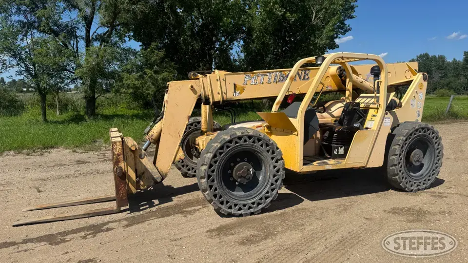Pettibone 8036 Telescopic Forklift