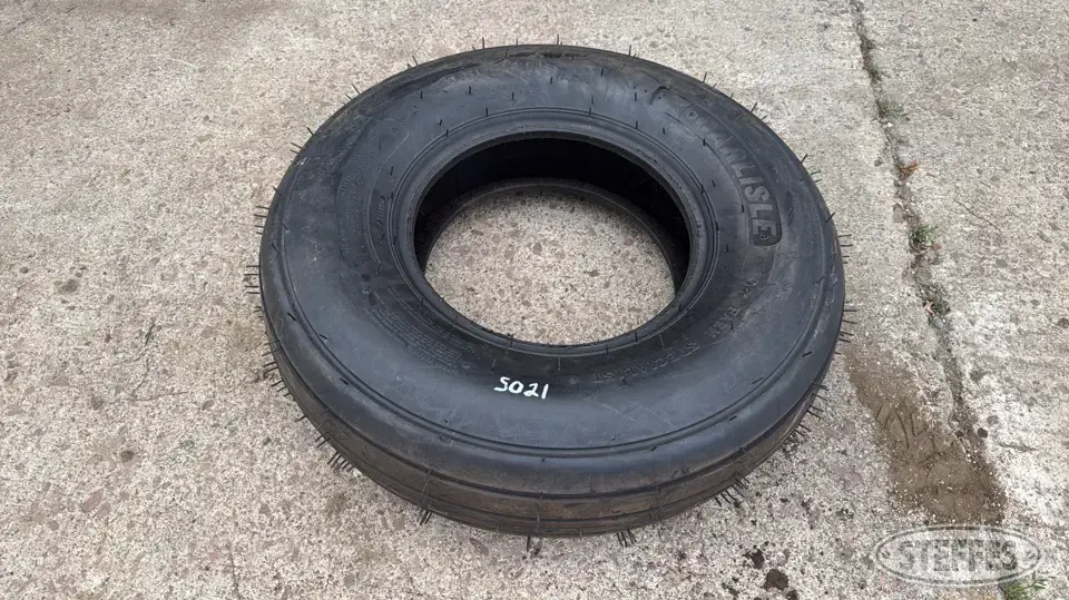(1) Carlisle 9.5L-14SL tire Tractor-Implement Tire