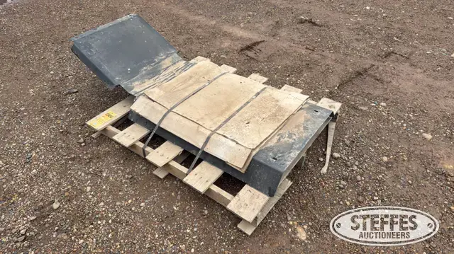 Deere 310SK skid plate