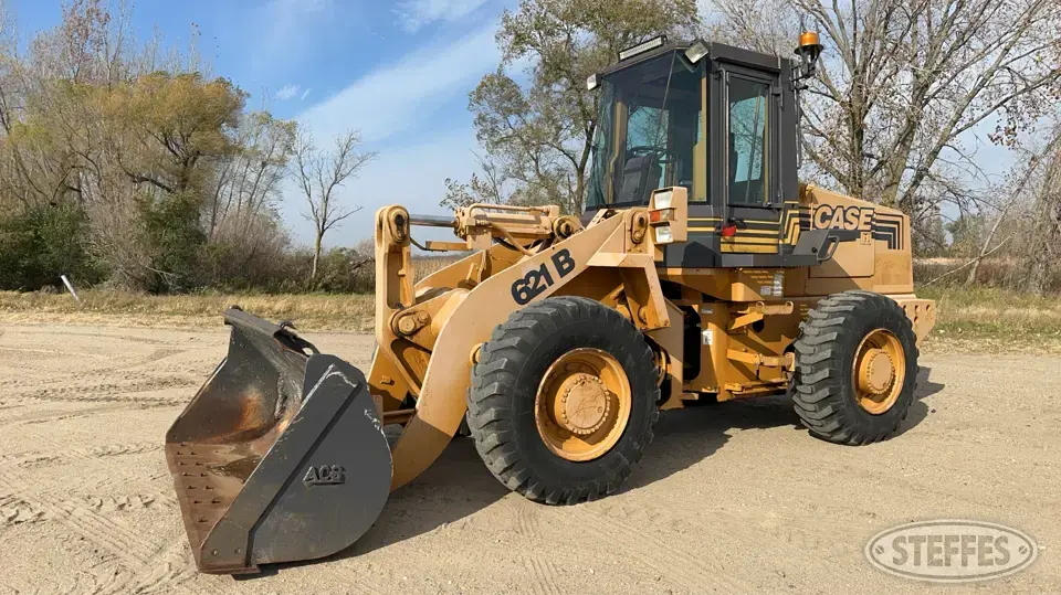 1994 Case 621B Wheel Loader
