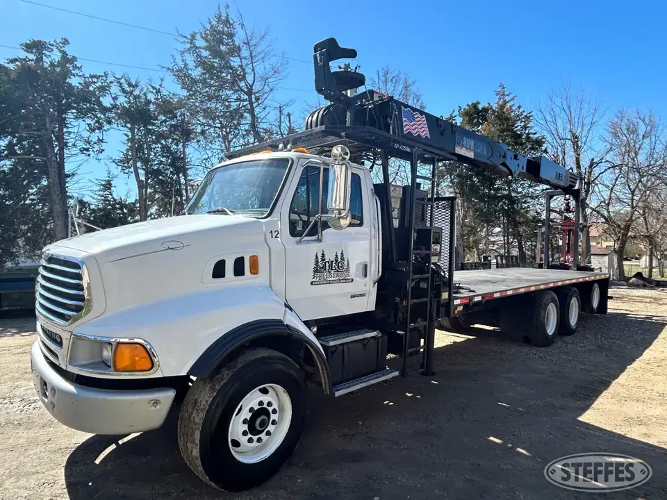 2004 Sterling LT9500 Boom Truck