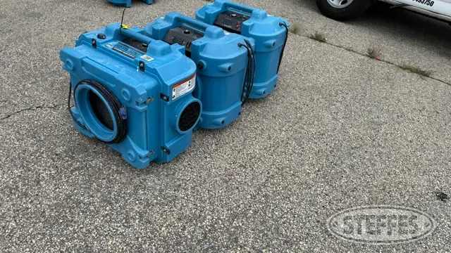 (3) Dri-Eaz HEPA 500 Defender