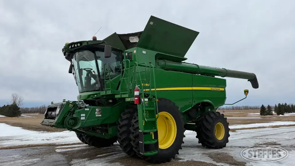 2018 John Deere S780 Combine