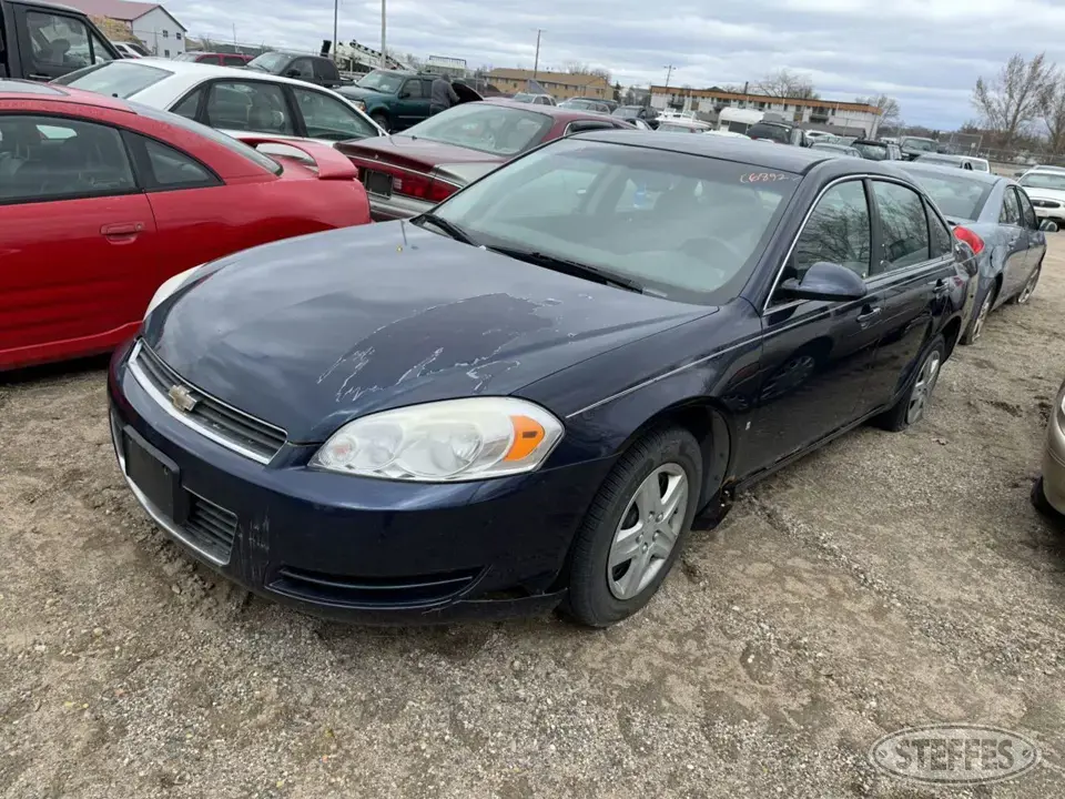 2008 Chevrolet Impala LS Car
