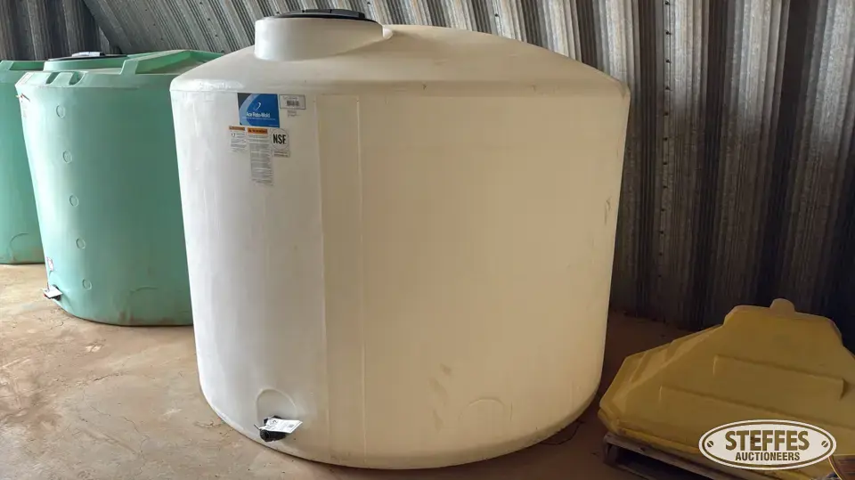 Ace Roto-Mold 1,500 gal. poly tank