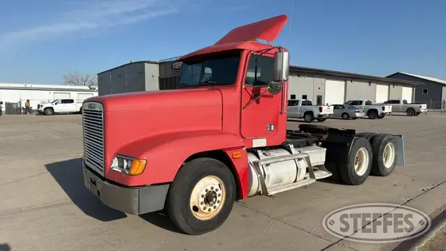 1997 Freightliner FLD120